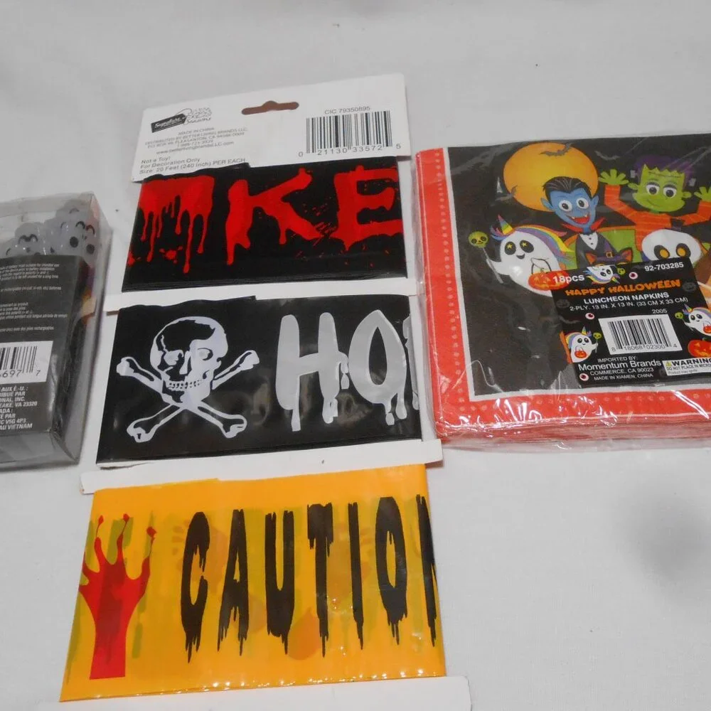 NEW LOT HALLOWEEN LUNCH NAPKINS, LED STRING SKULL LIGHTS, & 3PK CAUTION TAPE 🎃